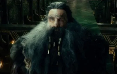 Où est enfermé Thráin fis de Thrór dans "Bilbo le Hobbit" ?