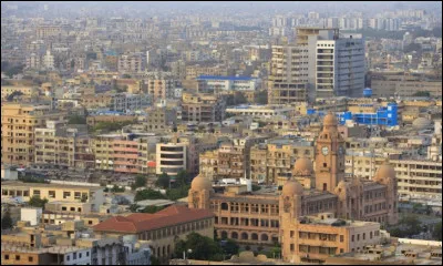 Karachi, 14 millions d'habitants, est une ville d'...