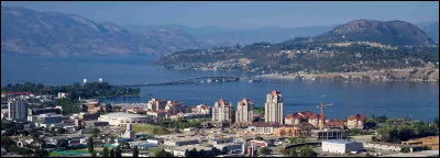 Kelowna, 120 000 habitants, est une ville d'...