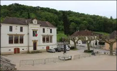 Commune d'Auvergne-Rhône-Alpes, dans l'arrondissement de La Tour-du-Pin, Vignieu se situe dans le département ...