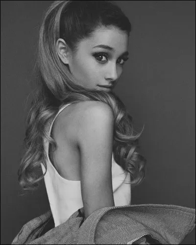 Quel eye-liner utilise-t-elle assez souvent ?