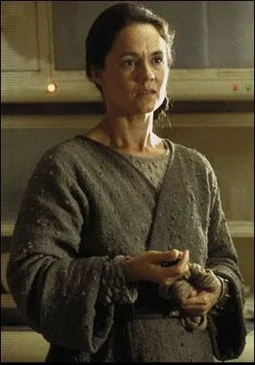 Quel est le prnom de la mre d'Anakin ?