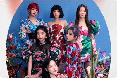 Comment s'appelle l'EP avec la musique "HWAA" ?