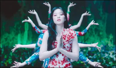 Ensuite, si je te mets cette photo d'un M/V de (G)I-DLE, lequel est-ce ?