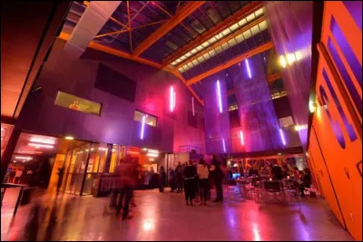 Quelle est la longueur de la Tenture de l'Apocalypse ?