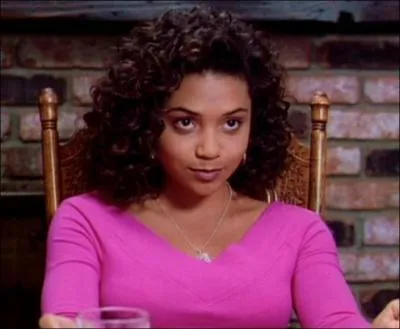 Lorsque Jack est invit� pour la premi�re fois chez Wes, qui lui fait du pied sous la table ?