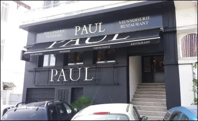 J'ai le rôle principal dans "Le Majordome".
Je suis :