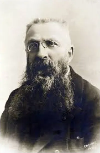 Rodin est un sculpteur français né au XIXe siècle et mort au XXe siècle. Quel est son prénom ?