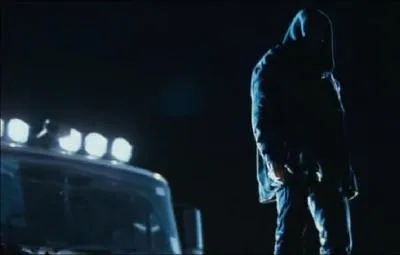 Finit-on par voir le visage du maniaque ?