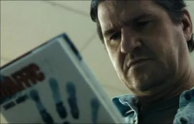 Cet homme tait le complice du chauffeur. Qui tait-il quand on l'a vu pour la premire fois ?