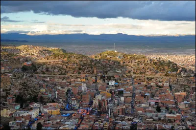 Oruro, 260 000 habitants, est une ville d'...