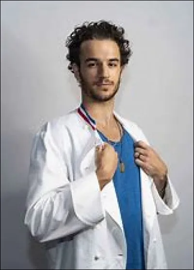 Comment se prénomme ce personnage ?