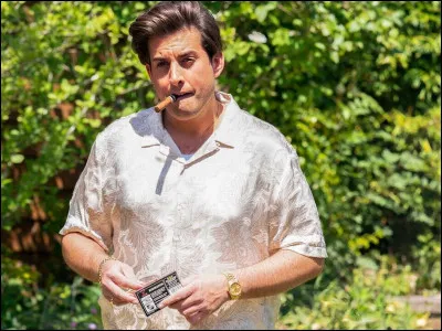 Je joue dans le film "La Couleur de l'argent".
Qui suis-je ?