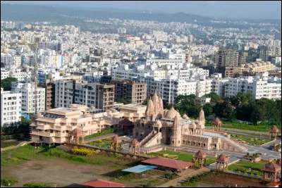 Pune, 5 millions d'habitants, est une ville d'...