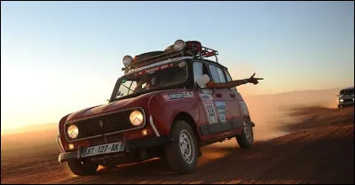 Tous les ans depuis 1997, est organisée une course dorientation pour les jeunes étudiants à travers la France, lEspagne et le Maroc. Quel est le nom de ce défi ?