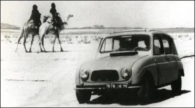 Que fait ce prototype de R4 dans le désert ?