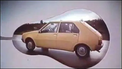 Quelle est cette Renault, qui avait une forme de poire ?