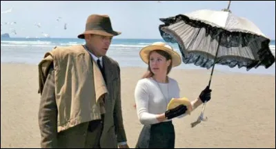 Pendant la Première Guerre mondiale, dans un village irlandais, Rosy (Sarah Miles), fille de l'aubergiste, épouse Charles Shaughnessy (Robert Mitchum), l'instituteur : quel est le réalisateur de "La fille de Ryan", sorti en 1970 ?