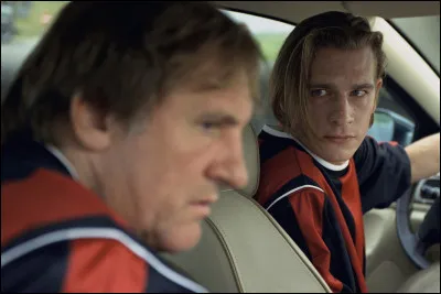 Léo Sheperd, écrivain célèbre, va à Stockholm où il doit recevoir le prix Nobel de littérature. En chemin, Paul son fils qui souffre du désamour de son père vient à sa rencontre. mais Léo le repousse. Le père et le fils s'affrontent violemment. Quel est ce film sorti en 2002 ?