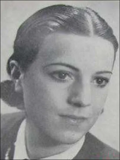 1939 > Sirkka Sari, 19 ans, actrice finlandaise > Se promenant la nuit sur les toits, lors d'une fête, elle décède ... (Complétez !)