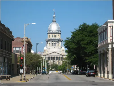 Springfield, 120 000 habitants, est une ville d'...