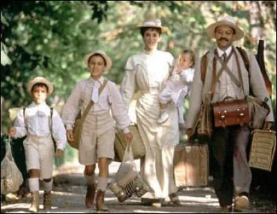 Le film "La gloire de mon père" est tiré du cycle des Souvenirs d'enfance de Marcel Pagnol. Philippe Caubère et Nathalie Roussel y incarnent les parents de Marcel Pagnol. Qui est le réalisateur du film, sorti en 1990 ?