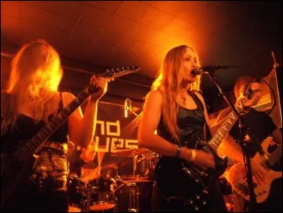 Un membre de la famille d'Edda a rejoint le groupe. Qui est-ce ?