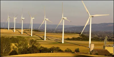 L'énergie renouvelable est une priorité. Nous devons trouver d'autres sources naturelles afin de subvenir à nos besoins, en électricité ou en eau par exemple. Comment s'appellent ces "ventilateurs" ?