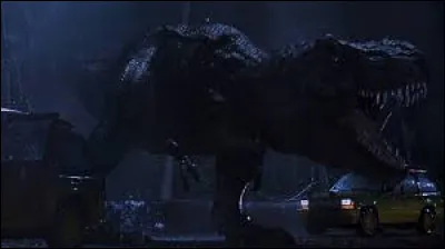 Dans le film ''Jurassic Park'', comment se nomme la TRex du film selon le roman originel ?