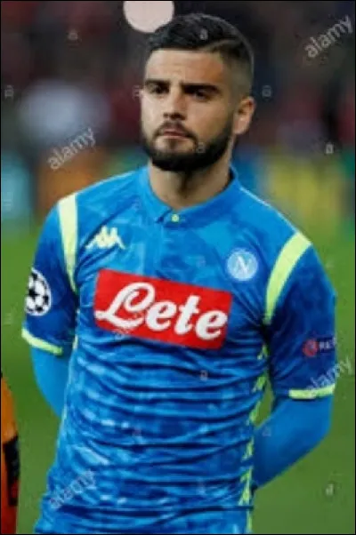 Qui est ce joueur de foot ?