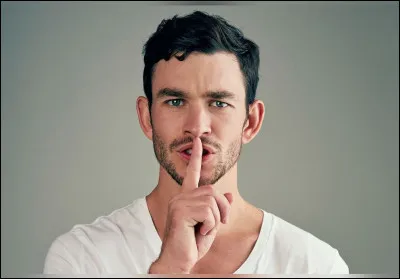 Tu as répondu non, il te dit que tu pourrais lui sauver la vie si tu lui dis que tu le connais, tu lui réponds :