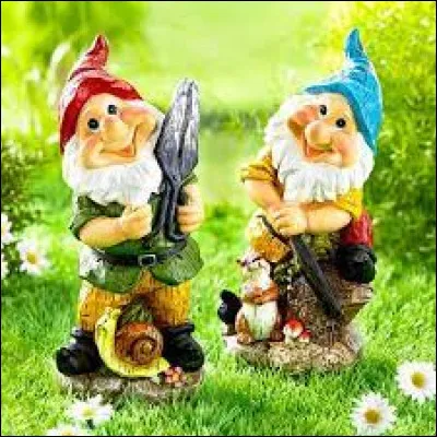 Comment nomme-t-on un nain journaliste ?