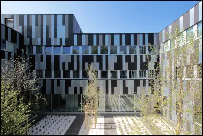 Ici la maison lan...[Complétez !] du département n° 22. Mais encore ?