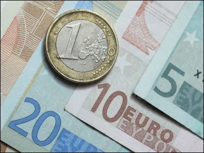 En quelle année l'Europe obtient-elle la monnaie commune ?