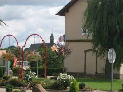 Commune du Grand-Est, dans l'arrondissement de Haguenau-Wissembourg, Biblisheim se situe dans le département ...