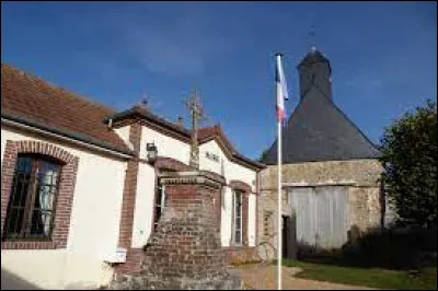 Commune Eurélienne, dans la Communauté de commune des Portes Euréliennes d'Île-de-France, Les Pinthières se situe en région ...
