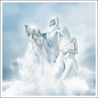 Très anciennes divinités présidant aux destinées humaines. Qui sont-elles ?