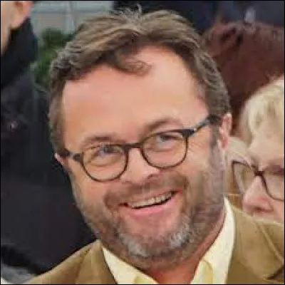 Natif d'&Eacute;pinal, Petitdemange est un chroniqueur sp&eacute;cialiste du tourisme et de la gastronomie. Il se pr&eacute;nomme comme un musicien qui a beaucoup compos&eacute; pour orgue. Le retrouverez-vous ?