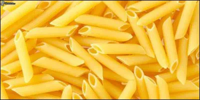 Deux pâtes parlent ensemble. La première pâte dit : "Combien font 2x2 ?" 
La deuxième répond : "Je ne sais pas". 
Que répond la première ?