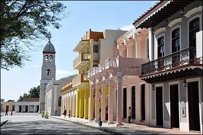 Bayamo, 145 000 habitants, est une ville d'...