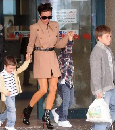 Comment se nomment les trois petits monstres de David et de Victoria Beckham ?