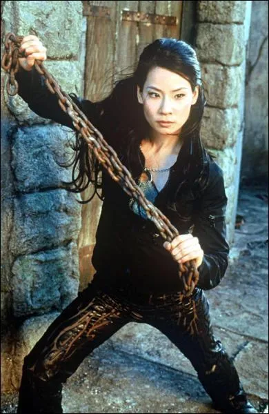 Qui incarne Alex Munday ?