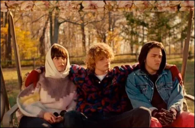 Dans ce film de Xavier Dolan, sorti en 2010, Francis et Marie, deux amis très proches, éprouvent un coup de coeur simultané pour le même garçon, Nicolas. Un étrange trio amoureux se forme. Quel est ce film ?