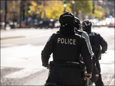 Si deux de tes amis se disputent, que fais-tu ?