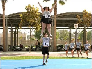 Dans Dodgeball pourquoi tient-il � �tre Pom Pom Boy ?