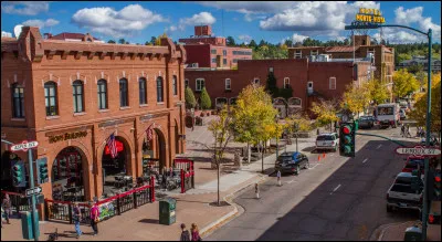 Flagstaff, 70 000 habitants, est une ville d'...