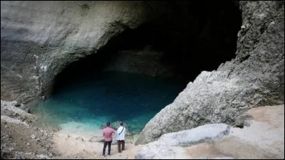 Quelle est l'exsurgence la plus importante de France qui alimente la Sorgue ?