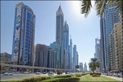 D : Dans quel pays se situe la ville de Dubaï ?