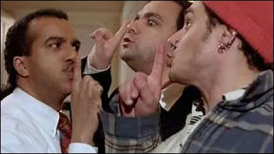 Je suis &agrave; la fois dans les films "Les Trois Fr&egrave;res" et "Le Pari".Qui suis-je ?