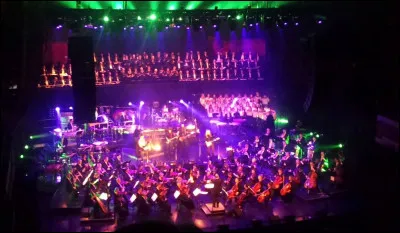 Complétez : 
"Heimtar af mér gjörðir..."